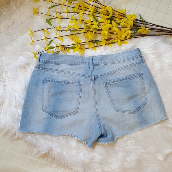 OLD NAVY women's shorts - Picture 2 of 6